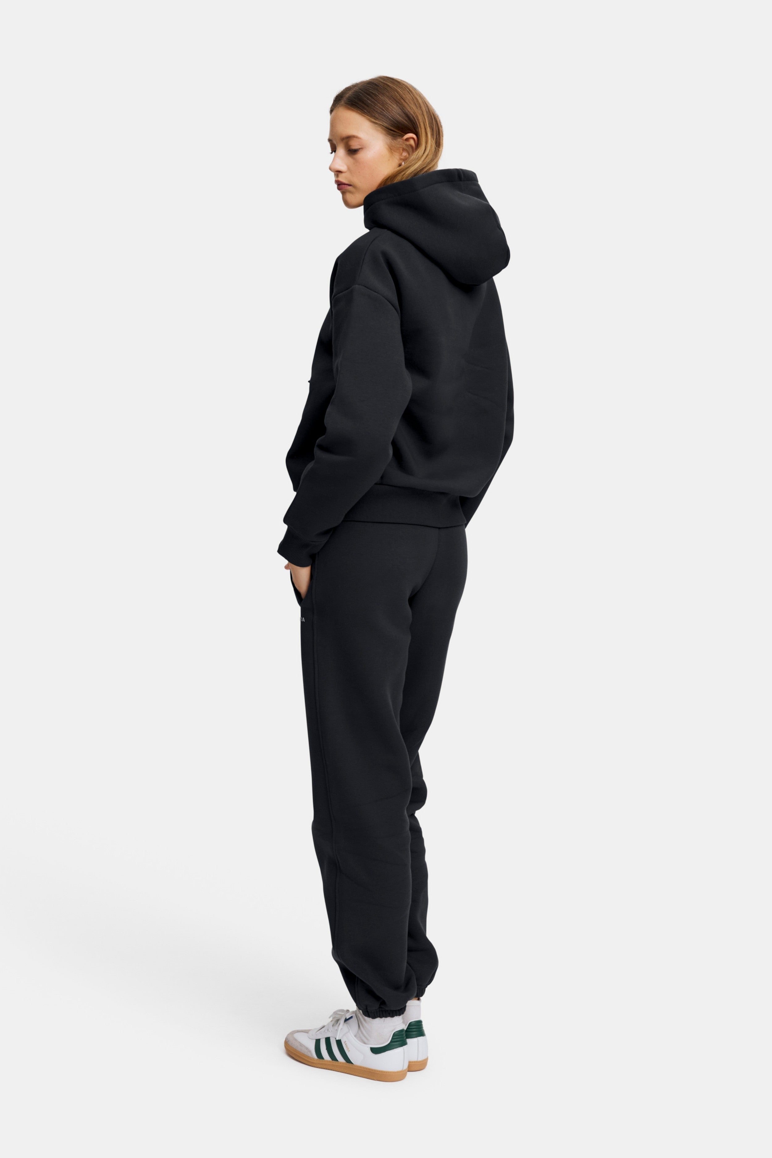 W. Pollux Sweatpants - Black